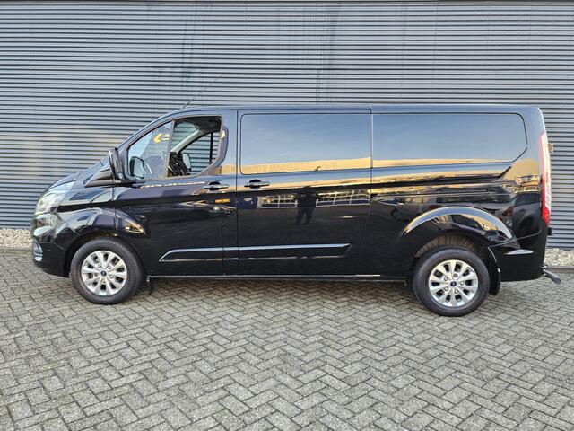 Ford TRANSIT CUSTOM 300 2.0 TDCI 170pk L2H1 Limited DC Automaat | Dubbele Cabine 5-Zits | 2 Schuifdeuren | Camera | Trekhaak | Navigatie | Stoelverwarming |
