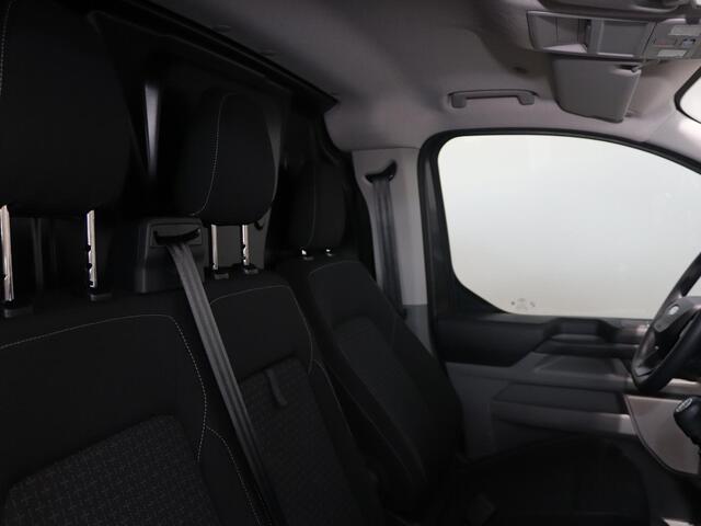 Ford TRANSIT CUSTOM 320 2.0 TDCI | L2 H1 | Trend | Schuifdeur L+R | Parkeercamera | Climate Control | Laadruimte Pakket | Metallic | LED | Parkeersensoren