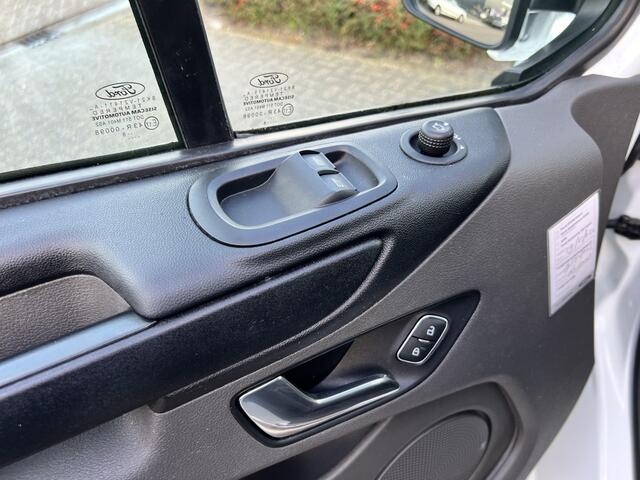 Ford TRANSIT CUSTOM 340 2.0 TDCI H2 AUTOMAAT Navi Camera LED