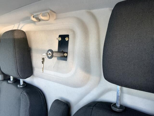 Ford TRANSIT CUSTOM 290 2.2 TDCI L2H1 Economy Edition Airco 3 Zits Trekhaak 2300 kg Dakdragers Extra Sloten Op de deuren Euro 5