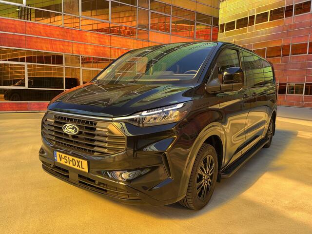Ford TRANSIT CUSTOM 320 2.5 PHEV L2H1 Black Platinum DUBBEL CABINE | 2250 KG AHW | 1100 KG Laadvermogen | Lederen Bekleding | Stoel-Stoel | Privacy Glass |