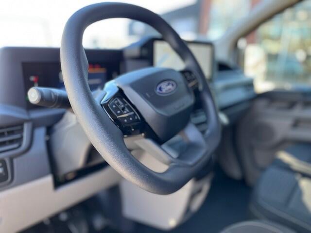 Ford TRANSIT CUSTOM 320 2.0 TDCI L2H1 Trend I BPM VRIJ I AIRCO I CAMERA I PDC I LED LAADBESCHERMINGSPACK I NAVIGATIE