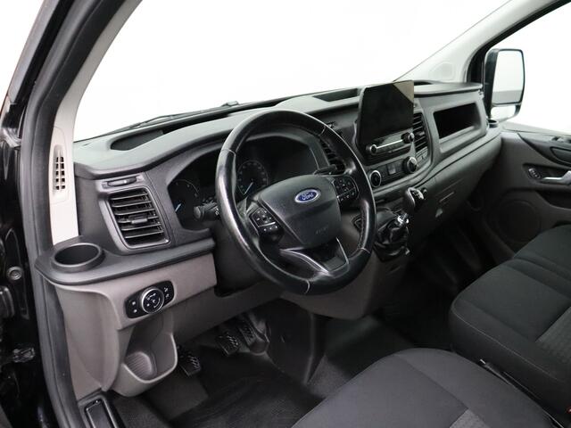 Ford TRANSIT CUSTOM 2.0TDCI 130Pk Lang Business | Imperiaal | Trekhaak | Navigatie | Camera | 3-Persoons | Betimmering