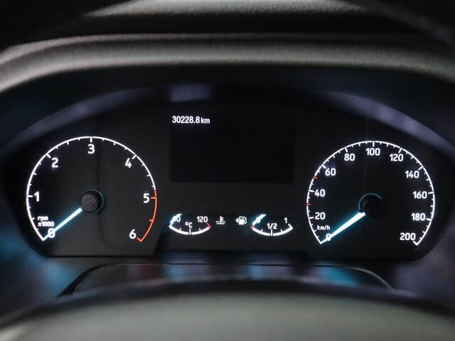 Ford TRANSIT CUSTOM 2.0TDCI 130Pk Lang Business | Imperiaal | Trekhaak | Navigatie | Camera | 3-Persoons | Betimmering