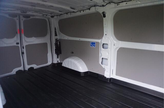 Ford TRANSIT CUSTOM 300L 136PK Trend BPM VRIJ!! 13" Sync Scherm incl. Apple CP/ Android A, Cam, LED!! NR. 979