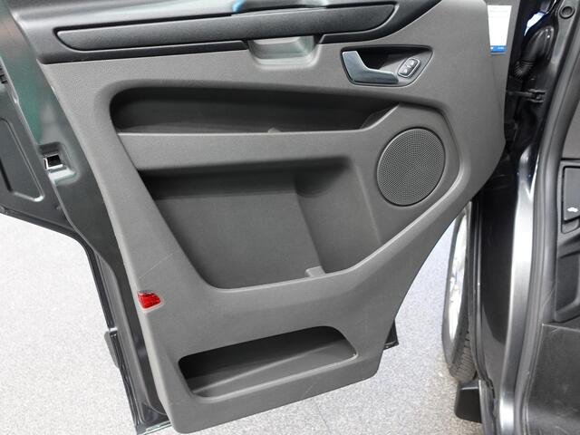 Ford TRANSIT CUSTOM 300 2.0 TDCI 130pk L2H1 Trend Automaat Airco Navigatie Cruise control Camera Parkeersensoren Trekhaak Betimmering Laadruimte