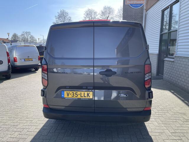 Ford TRANSIT CUSTOM 320 2.0 TDCI 136pk L2H1 Trend DC 6 persoons / NIEUW / BPM vrij! / rijklaar ¤ 39.950 ex btw / lease vanaf ¤ 715 / airco / cruise / camera / metallic lak / led koplampen / euro 6