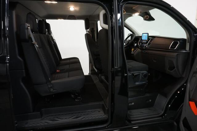 Ford TRANSIT CUSTOM 300 2.0 TDCI 130pk AutoL2H1 Limited Dubbele cabine Ford Transit Custom 300 2.0 TDCI L2H1 Limited Dubbele cabine Navi Airco 2 Schuifdeuren Trekhaak PDC Carplay DAB