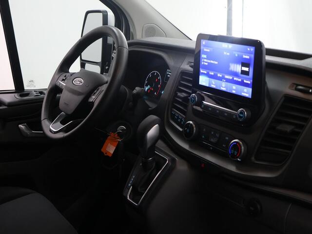 Ford TRANSIT CUSTOM 300 2.0 TDCI Aut. | L2 H1 | Trend | Navigatiesysteem | Parkeercamera | Cruise Control | Spraakassistent | Trekhaak |