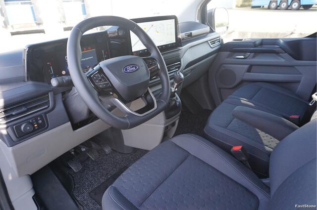Ford TRANSIT CUSTOM 300S 150PK Limited DEMO AUTO BPM VRIJ Navi, Cam, ACC, Trekhaak, Dakdragers!! NR. 296