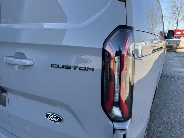 Ford TRANSIT CUSTOM 340 L2H1 Limited 65 kWh Ford Voorraad | Driver Assistance Pack | Verwarmbare passagiersstoel | Inklapbare Trekhaak | 17 inch