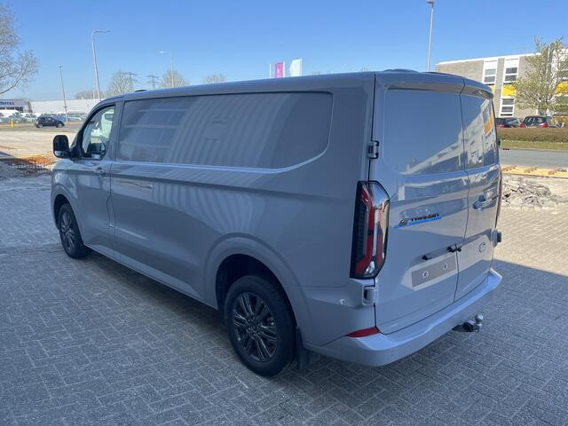 Ford TRANSIT CUSTOM 340 L2H1 Limited 65 kWh Ford Voorraad | Driver Assistance Pack | Verwarmbare passagiersstoel | Inklapbare Trekhaak | 17 inch