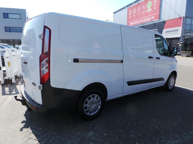 Ford TRANSIT CUSTOM 290 2.0 TDCI L2H1 Airco,Cruise,Navi,Pdc 3 persoons,trekhaak Vorig jaar nieuwe motor(rekening aanwezig)