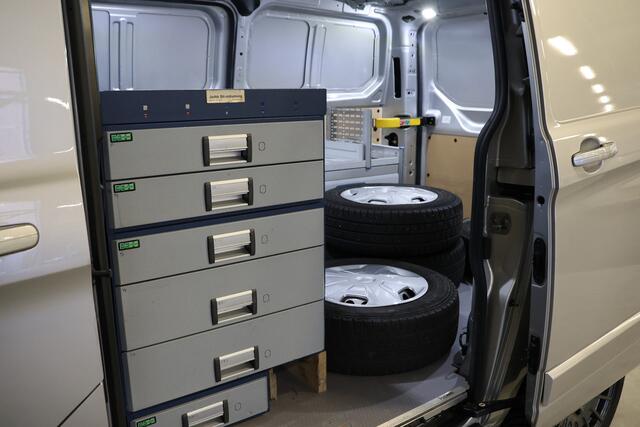 Ford TRANSIT CUSTOM 2.0 TDCI | L+R Schuifdeur | ACC | CarPlay | Camera | Stoelverwarming | Lane Assist | PDC V+A | LED | Onderhoudsbeurt | Nieuwe APK