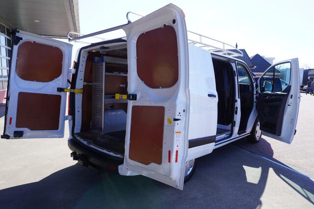 Ford TRANSIT CUSTOM 300S 2.0 TDCI 130PK L1H1 Trend nr. V049 | Airco | Cruise | Navi | Trekhaak