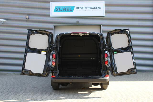 Ford TRANSIT CUSTOM 320 2.0 TDCI L2H1 Trend DC 150pk - LED Koplampen - 5 Zits - 2x Schuifdeur - Stoelverwarming - Privacyglass
