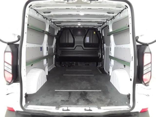 Ford TRANSIT CUSTOM 320 2.0 TDCI L2H1 Trend 136pk | Driver Assistance Pack | Stoelverwarming | Voorruitverwarming | Navigatie | Verlengde Fabrieksgarantie tot 08-2028
