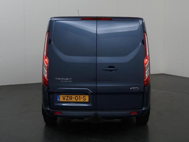 Ford TRANSIT CUSTOM 300 2.0 TDCI L2H1 Limited | LM Velgen | Navigatie | 2-zits | Trekhaak | Airco | Parkeerhulp |