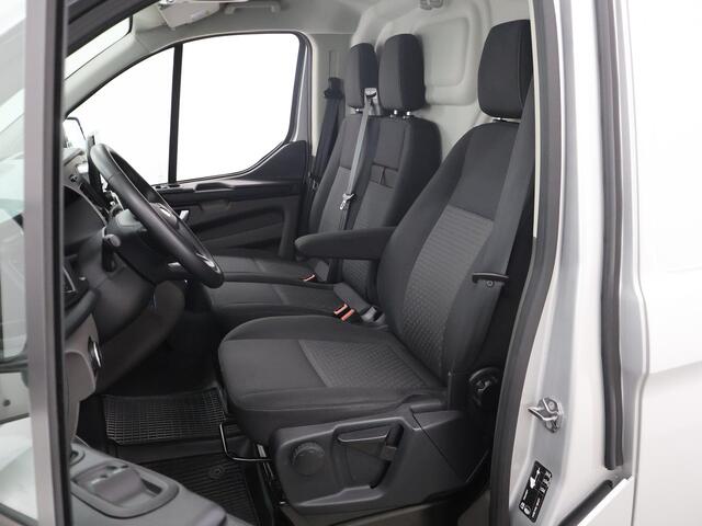 Ford TRANSIT CUSTOM 300 2.0 TDCI | Aut. | L1 H1 | Trend | Parkeercamera | 3-zits | Airco | Carplay | Automaat | LM Velgen | Financial lease vanaf ¤ 276,- per maand