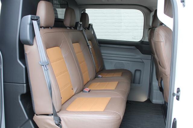 Ford TRANSIT CUSTOM 300 2.0 TDCI / Aut / L1H1 / Limited / DC / Leer / Led / Camera / Vol Opties / NIEUWSTAAT