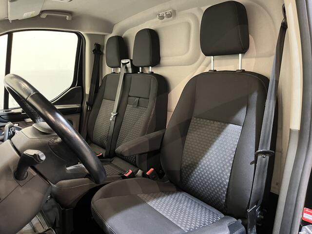 Ford TRANSIT CUSTOM 2.0 TDCI L1H1 Trend 130 PK Automaat / CarPlay / Camera / Airco / Cruise Control / Trekhaak / LMV / Navigatie / Klep / 3-Zits / 80.350 KM !! / BPM VRIJ !!