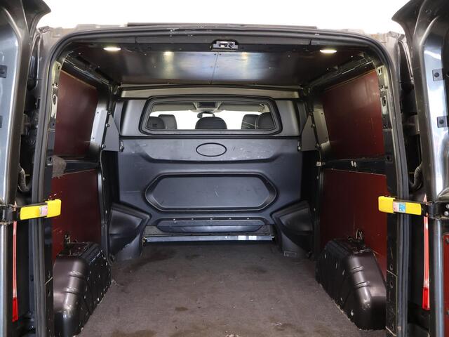 Ford TRANSIT CUSTOM 2.2 TDCI L2H1 DUBBEL CABINE + LEDER | STOELVERWARMING | TREKHAAK 2800 KG | CAMERA