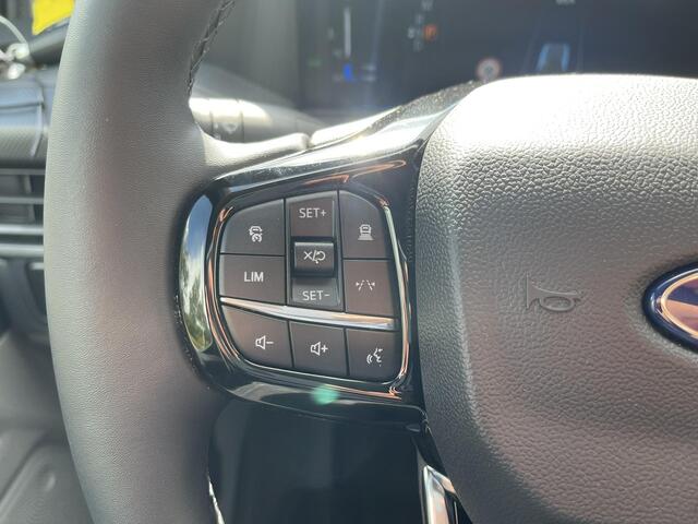 Ford TRANSIT CUSTOM 320 2.0 TDCI L2H1 Trend SCI Automaat 170pk | DC | Snoeks Dubbele Cabine Luxe | Adaptive cruise control | Dubbele schuifdeur | 8-weg bestuurderstoel + passagiersstoel | Stoelverwarming | Dodehoeksensoren | Navigatie | Electrictrich inklapbare spiegels | 1