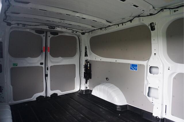 Ford TRANSIT CUSTOM 300L 136PK Trend AUT BPM VRIJ!! 13" Sync Apple CP/ Android A. Cam!! NR. E02*