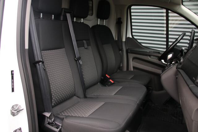 Ford TRANSIT CUSTOM 300 2.0 TDCI L2H1 Raptor Edition | CarPlay | Navigatie | Camera | Stoelverwarming | Dodehoek detector | DAB | 3-Zitter | Dealer onderhouden