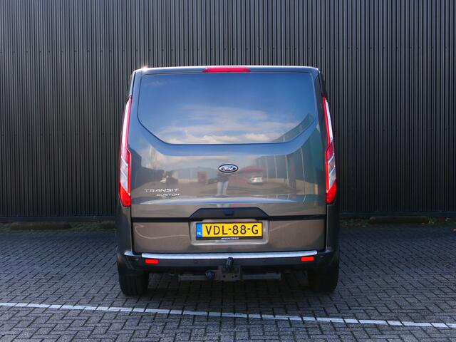 Ford TRANSIT CUSTOM 300 2.0 TDCI L2H1 Trend DC *ACHTERKLEP!* *Trekhaak & betimmering* - Stoel en voorruitverwarming, camera, sensor v+a