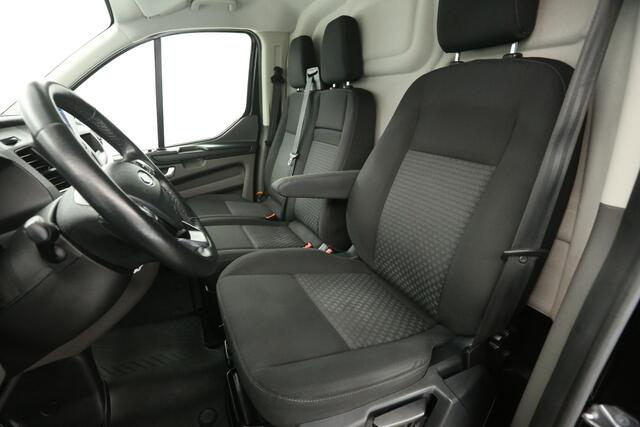 Ford TRANSIT CUSTOM 300 2.0 TDCI L1H1 Airco Cruise Carplay Navi PDC 3 Persoons 16''LMV Elektrpakket Trekhaak