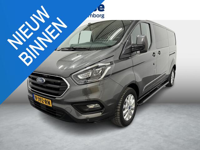 Ford TRANSIT CUSTOM 300 2.0 TDCI L2H1 Limited DC met o.a. een dubbele cabine, dubbele zijschuifdeur, achteruitrijcamera, trekhaak, navigatiesysteem en Apple Carplay/ Android Auto