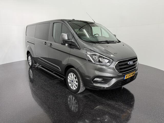 Ford TRANSIT CUSTOM 300 2.0 TDCI L2H1 Limited DC met o.a. een dubbele cabine, dubbele zijschuifdeur, achteruitrijcamera, trekhaak, navigatiesysteem en Apple Carplay/ Android Auto