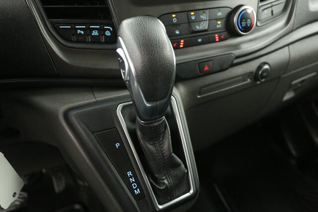 Ford TRANSIT CUSTOM 2.0 TDCI L1H1 170PK Automaat Airco LED Cruise Camera Carplay 3 Persoons PDC Elektrpakket Trekhaak