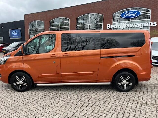 Ford TRANSIT CUSTOM 340 2.0 TDCI L2H1 Limited AUTOMAAT 170PK DUBBEL CABINE CAMERA I LEDER I CRUISE I AIRCO I 5 PERS. I 1e EIG.