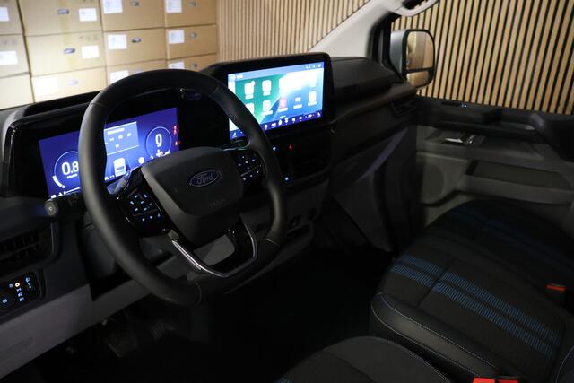 Ford TRANSIT CUSTOM 320 2.0 TDCI L2H1 Sport | ACC | Navigatie | CarPlay | Camera | Dubbel Schuifdeur | Stoelverwarming | Dodehoek detector | Lane Assist | 3-Zitter | Ex BPM