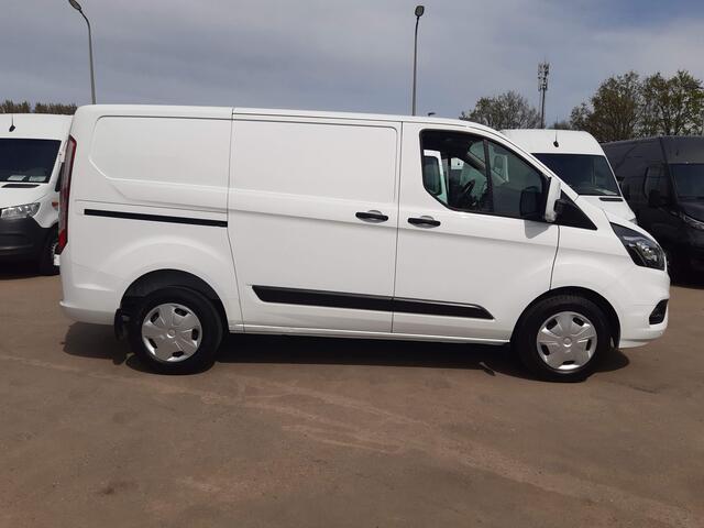 Ford TRANSIT CUSTOM 2.0 TDCI 130Pk / 96Kw Autm. Trend Airco Cruisecontrol Parkeersensors