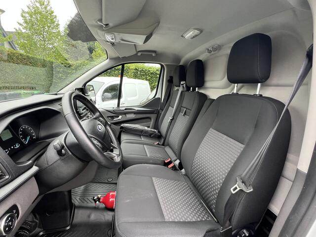 Ford TRANSIT CUSTOM 300 2.0 TDCI L2H2 3-PERS PDC NAVI 131PK