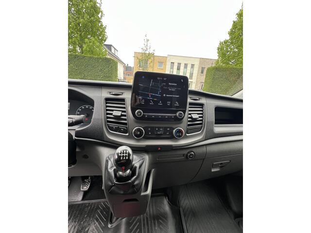 Ford TRANSIT CUSTOM 300 2.0 TDCI L2H2 3-PERS PDC NAVI 131PK