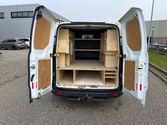 Ford TRANSIT CUSTOM 2.0TDCI L2H1 Dubbelcabine Airco Navi Cruisecontrol Trekhaak EURO 6