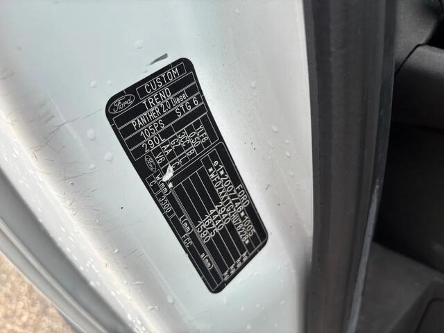 Ford TRANSIT CUSTOM 2.0TDCI L2H1 Dubbelcabine Airco Navi Cruisecontrol Trekhaak EURO 6
