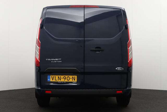 Ford TRANSIT CUSTOM 2.0 130 PK Aut. L2H1 3-Pers Koelwagen Carplay Navi