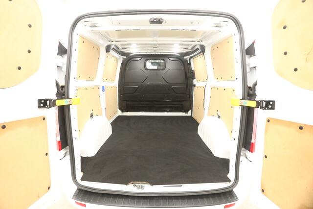 Ford TRANSIT CUSTOM 280 2.0 TDCI L1H1 170PK Automaat Airco Camera Cruise Carplay LED 3 Persoons PDC 16"LMV Trekhaak