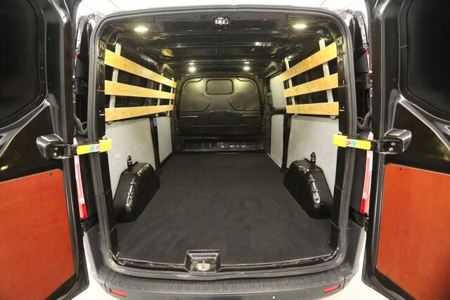 Ford TRANSIT CUSTOM 290 2.2 TDCI L2H1 Airco Cruise Navigatie PDC 3 Persoons Imperiaal Elektrpakket Trekhaak