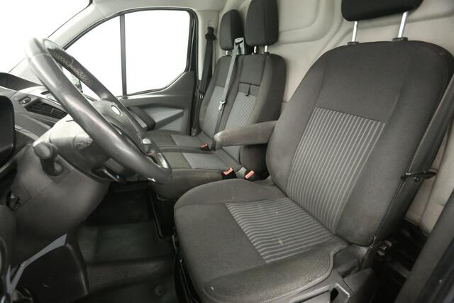 Ford TRANSIT CUSTOM 290 2.2 TDCI L2H1 Airco Cruise Navigatie PDC 3 Persoons Imperiaal Elektrpakket Trekhaak