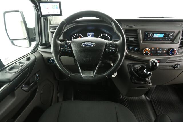 Ford TRANSIT CUSTOM 280 2.0 TDCI L1H1 Limited Airco Cruise Navigatie PDC 3 Persoons Stoelverw. LED Trekhaak