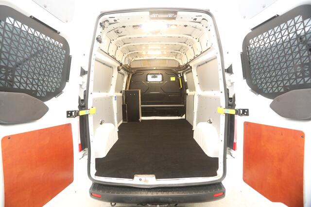 Ford TRANSIT CUSTOM 320 2.0 TDCI L2H2 2800KG Trekgew. Airco Cruise PDC Stoelverwarming LED Elektrpakket Trekhaak