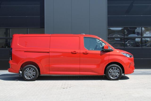 Ford TRANSIT CUSTOM 320 2.0 TDCI L2H1 Limited 170pk - 2x Schuifdeur - Adaptive Cruise - Verwarmd stuur - Blind spot - Navigatie - Camera - Draadloos laden - Rijklaar