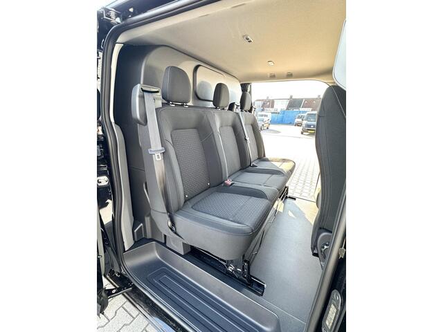Ford TRANSIT CUSTOM 320 2.0 TDCI L2H1 DC Dubbele cabine Trend NIEUW BPM VRIJ!
