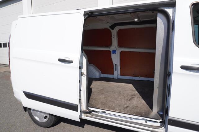 Ford TRANSIT CUSTOM 2.0 TDCI 130PK L2 Automaat EURO 6 - Airco - Cruise - PDC - ¤12.900,- Excl.